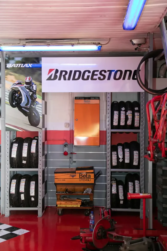 Franco_Gomme_Gommista_Sesto (11) Gommista a Sesto San Giovanni